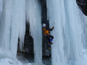 Activités hiver avec un guide de haute montagne - Cascade de glace